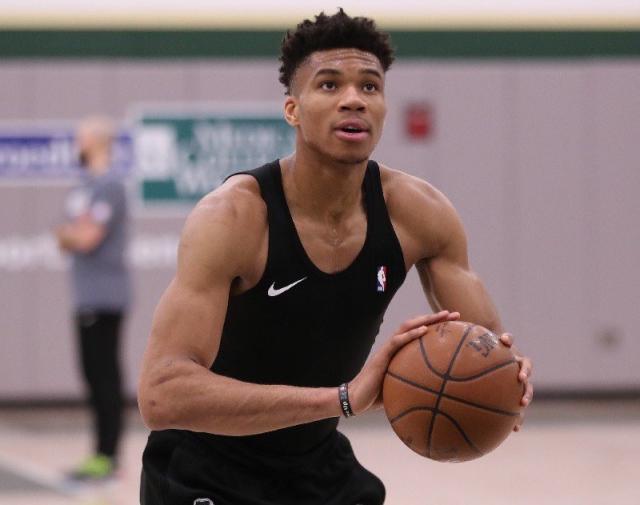 坎普和亨利 坎普和亨利