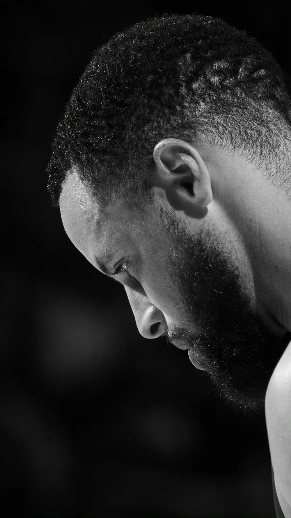 也展示了他 也展示了他