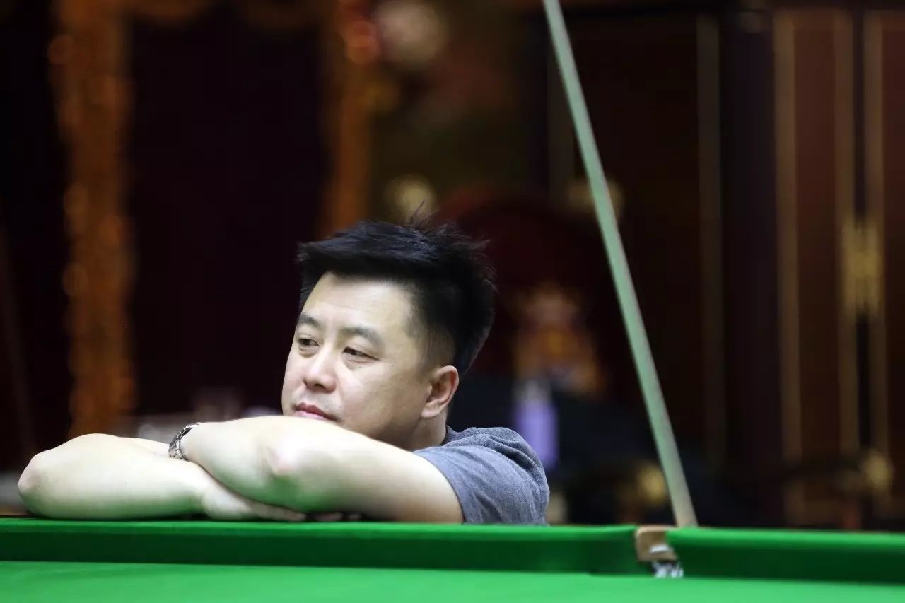 热情潜藏在 热情潜藏在