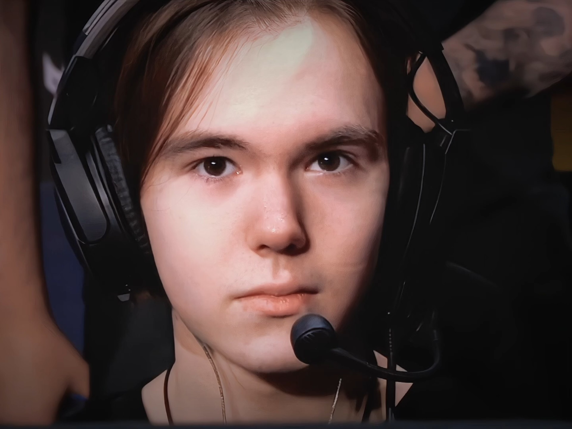 对方的后防 对方的后防